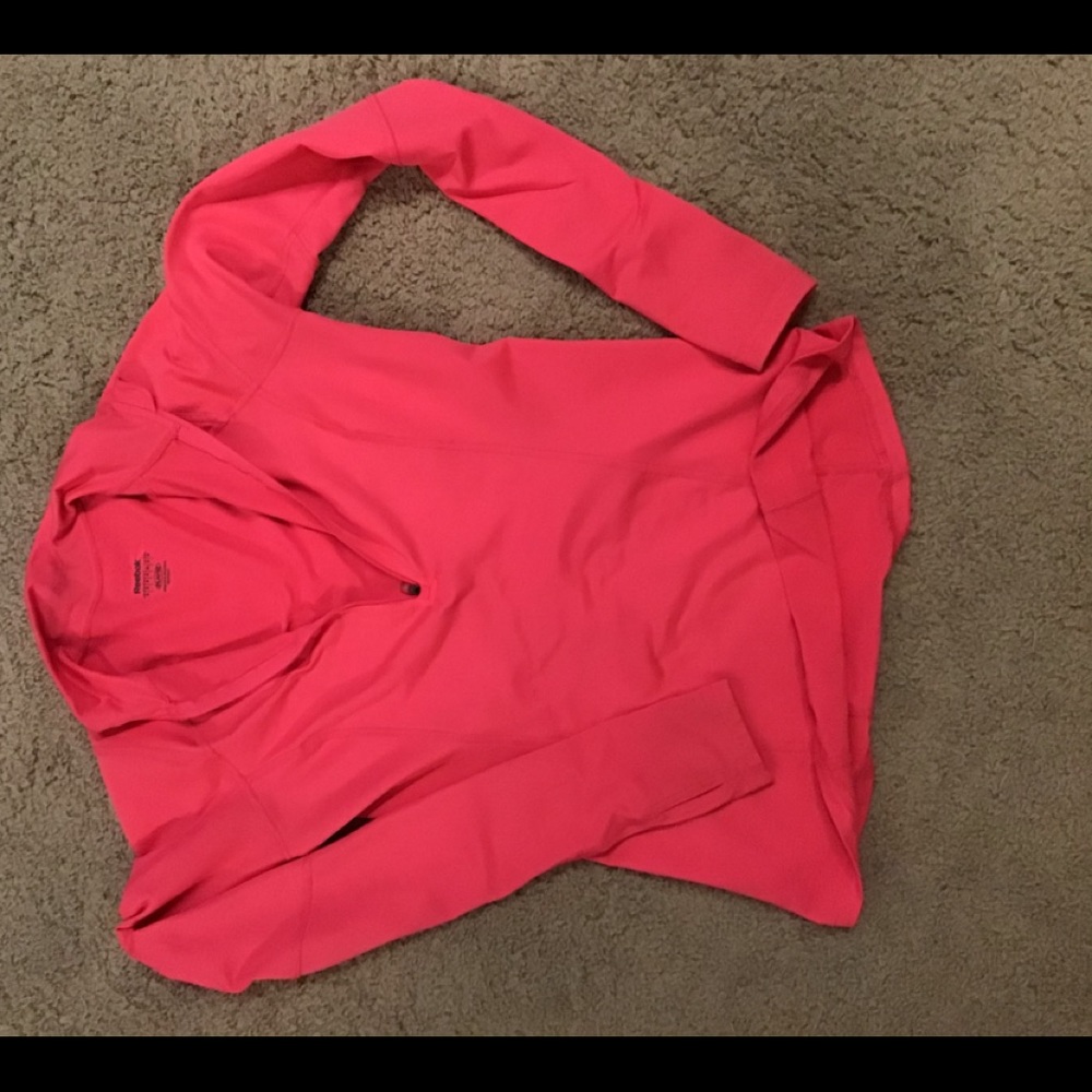 Pull over workout long sleeve